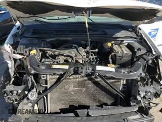 2008 Dodge Grand Caravan SE with VIN 2D8HN44H58R705763, listed as a Copart auction lot 48389925 with 227,777 mi miles and Salvage title. Bid and sale history available at DreamBid. Image 12.