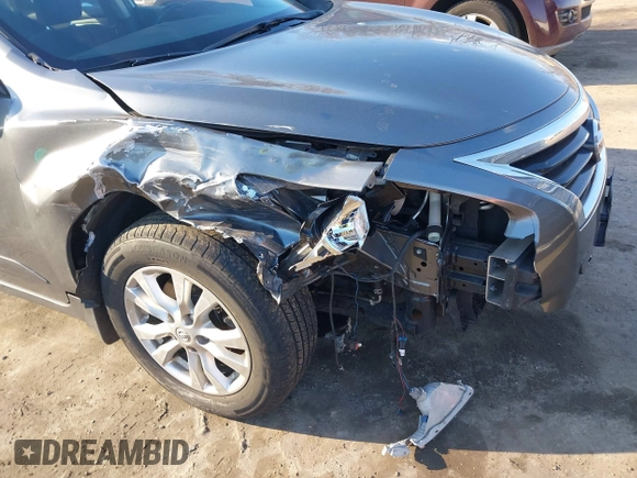 2015 Nissan Altima S with VIN 1N4AL3AP2FC116600, listed as a IAAI auction lot 41502040 with 110,383 mi miles and . Bid and sale history available at DreamBid. Image 6.