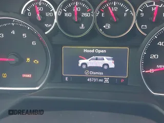2021 Chevrolet Tahoe LT z VIN 1GNSKNKD2MR444988, wystawiony jako IAAI lot #41372873 z przebiegiem 45 731 mil mil oraz . Historia ofert i sprzedaży dostępna na DreamBid. Obrazek 7.