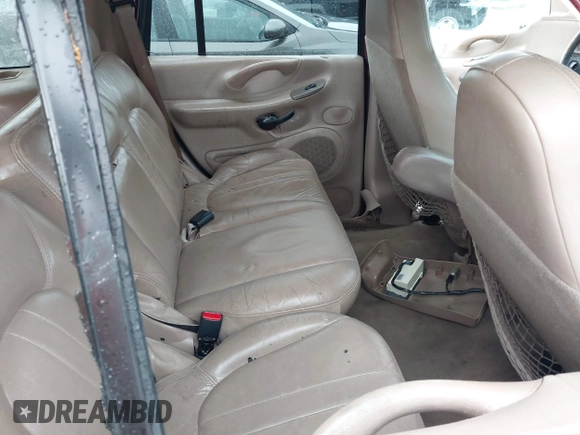 1997 Ford Expedition XLT with VIN 1FMEU17L1VLB73530, listed as a IAAI auction lot 40946365 with 414,612 mi miles and . Bid and sale history available at DreamBid. Image 8.