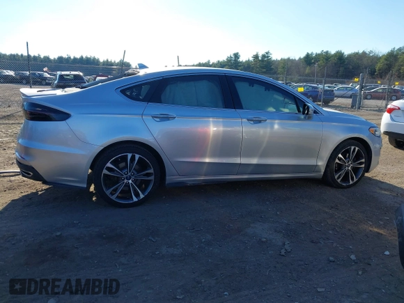 2019 Ford Fusion Titanium with VIN 3FA6P0K97KR269817, listed as a IAAI auction lot 40880869 with 93,025 mi miles. Bid and sale history available at carsss.com. Image 13.