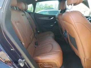 2018 Maserati Levante z VIN ZN661XUA8JX303666, wystawiony jako Copart lot #87986145 z przebiegiem 29 036 mil mil oraz Czysty tytuł • Clean title. Historia ofert i sprzedaży dostępna na DreamBid. Obrazek 11.