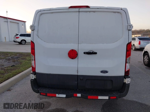 2016 Ford Transit Cargo с VIN 1FTYE1YM5GKB08596, выставлен на аукционе IAAI как лот 41459496 с пробегом 162 128 миль миль и . История ставок и продаж доступна на DreamBid. Изображение 17.