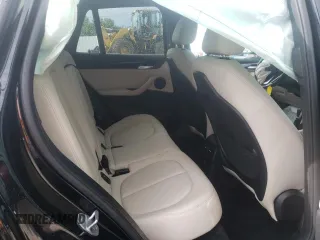 2018 BMW X1 xDrive28i with VIN WBXHT3C35J3H30946, listed as a Copart auction lot 55927505 with 69,626 mi miles and Salvage title. Bid and sale history available at DreamBid. Image 10.