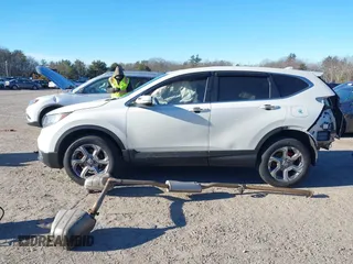 2017 Honda CR-V EX-L with VIN 2HKRW2H81HH673048, listed as a IAAI auction lot 41293944 with 97,904 mi miles. Bid and sale history available at carsss.com. Image 15.