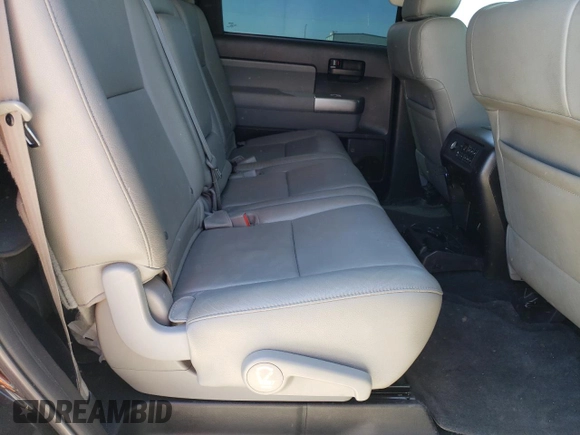 2018 Toyota Sequoia SR5 with VIN 5TDZY5G19JS070428, listed as a Copart auction lot 73185834 with 60,192 mi miles and Salvage Title. Bid and sale history available at carsss.com. Image 11.