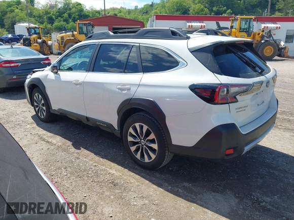 2023 Subaru Outback Limited XT z VIN 4S4BTGND3P3157689, wystawiony jako IAAI lot #42212898 z przebiegiem 30 935 mil mil oraz . Historia ofert i sprzedaży dostępna na DreamBid. Obrazek 3.