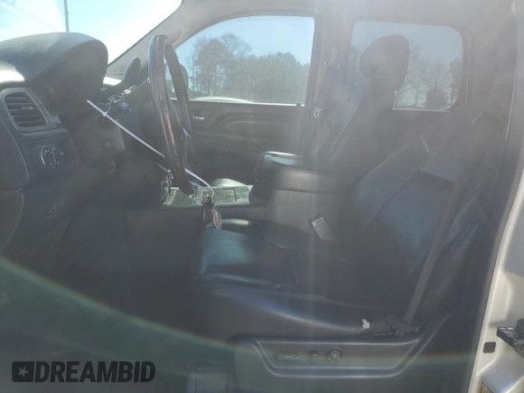 2014 GMC Yukon Denali with VIN 1GKS2EEF0ER130588, listed as a Copart auction lot 45232075 with 193,677 mi miles and Salvage Title. Bid and sale history available at carsss.com. Image 7.