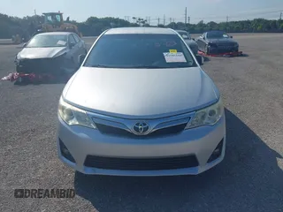 2012 Toyota Camry L z VIN 4T1BF1FK7CU001984, wystawiony jako IAAI lot #41585144 z przebiegiem 20 585 mil mil oraz . Historia ofert i sprzedaży dostępna na DreamBid. Obrazek 12.