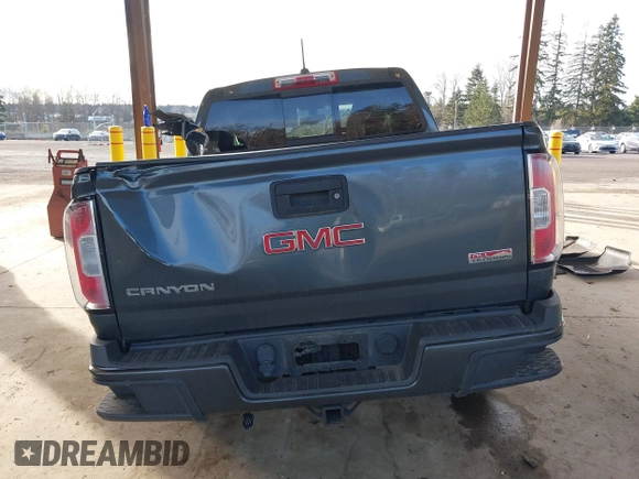 2015 GMC Canyon 2WD SLE with VIN 1GTG5BE37F1265497, listed as a IAAI auction lot 41507236 with 101,385 mi miles. Bid and sale history available at carsss.com. Image 17.