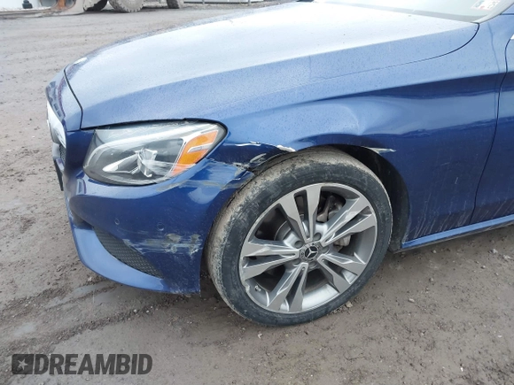 2018 Mercedes-Benz C 300 с VIN WDDWJ4KB5JF620733, выставлен на аукционе IAAI как лот 41730561 с пробегом 75 463 миль миль и . История ставок и продаж доступна на DreamBid. Изображение 6.