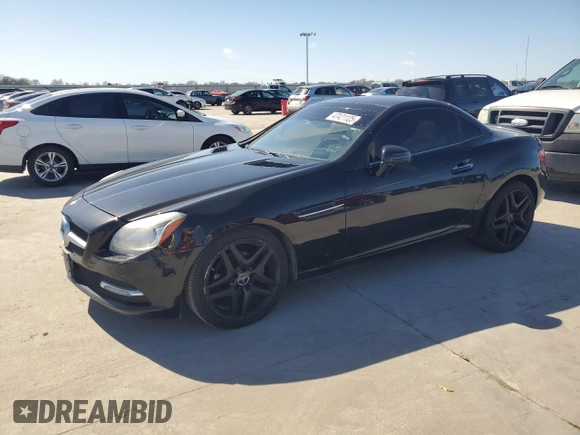 2013 Mercedes-Benz SLK 250 with VIN WDDPK4HA7DF053610, listed as a Copart auction lot 47421125 with 118,578 mi miles and Clean title. Bid and sale history available at DreamBid. Image 1.