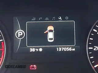 2017 Kia Optima SX z VIN 5XXGW4L24HG141844, wystawiony jako IAAI lot #41425880 z przebiegiem 137 056 mil mil oraz . Historia ofert i sprzedaży dostępna na DreamBid. Obrazek 15.