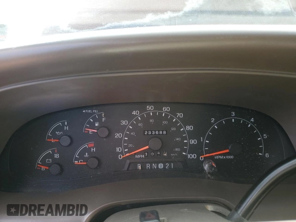 2000 Ford Excursion Limited с VIN 1FMNU43S7YEB85589, выставлен на аукционе Copart как лот 43738255 с пробегом 233 688 миль миль и Списание • Salvage title. История ставок и продаж доступна на DreamBid. Изображение 9.