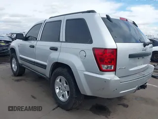 2005 Jeep Grand Cherokee Laredo с VIN 1J4HR48N45C665886, выставлен на аукционе IAAI как лот 41805717 с пробегом 181 022 миль миль и . История ставок и продаж доступна на DreamBid. Изображение 3.