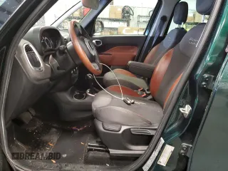 2014 FIAT 500L Trekking z VIN ZFBCFADH8EZ017409, wystawiony jako Copart lot #52185075 z przebiegiem 142 766 mil mil oraz Szkoda całkowita • Salvage title. Historia ofert i sprzedaży dostępna na DreamBid. Obrazek 7.