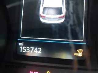 2018 Volkswagen Tiguan SEL с VIN 3VV3B7AX4JM027472, выставлен на аукционе IAAI как лот 42398665 с пробегом 153 742 миль миль и . История ставок и продаж доступна на DreamBid. Изображение 15.