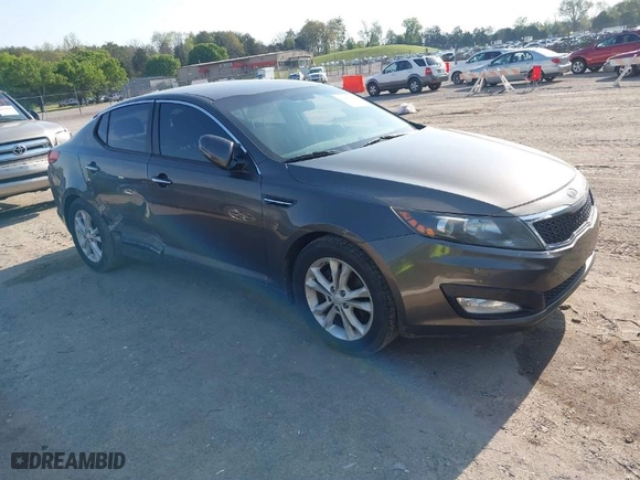 2012 Kia Optima LX with VIN 5XXGM4A7XCG069576, listed as a IAAI auction lot 41981909 with 189,080 mi miles. Bid and sale history available at carsss.com. Image 1.