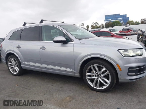 2018 Audi Q7 Prestige with VIN WA1VAAF77JD028847, listed as a IAAI auction lot 42294052 with 46,478 mi miles and . Bid and sale history available at DreamBid. Image 13.