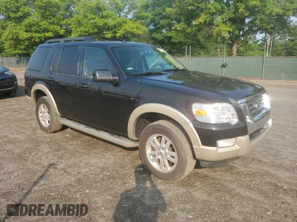 2010 Ford Explorer Eddie Bauer z VIN 1FMEU6EE0AUB13289, wystawiony jako Copart lot #60721705 z przebiegiem 133 740 mil mil oraz Czysty tytuł • Clean title. Historia ofert i sprzedaży dostępna na DreamBid. Obrazek 4.
