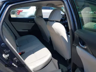 2020 Honda Insight EX with VIN 19XZE4F54LE002123, listed as a IAAI auction lot 41973984 with 90,155 mi miles and . Bid and sale history available at carsss.com. Image 8.