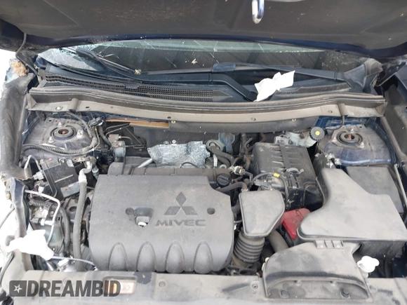 2018 Mitsubishi Outlander SE z VIN JA4AD3A30JZ058653, wystawiony jako IAAI lot #42188099 z przebiegiem 35 652 mil mil oraz . Historia ofert i sprzedaży dostępna na DreamBid. Obrazek 10.
