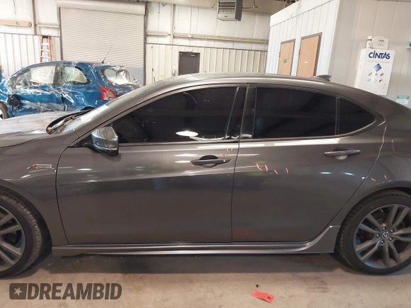 2019 Acura TLX w/A-Spec Pkg with VIN 19UUB1F66KA001827, listed as a IAAI auction lot 41260670 with 89,683 mi miles. Bid and sale history available at carsss.com. Image 15.