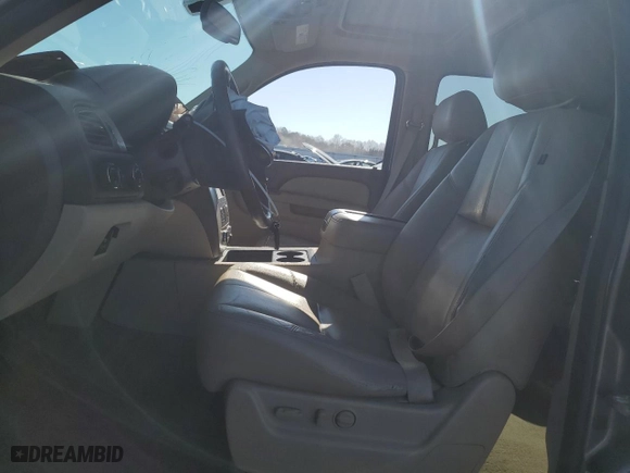 2013 Chevrolet Tahoe LT with VIN 1GNSKBE08DR195961, listed as a Copart auction lot 48602115 with 154,695 mi miles and Salvage Title. Bid and sale history available at carsss.com. Image 7.