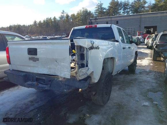 2018 Chevrolet Silverado 1500 Work Truck with VIN 1GCVKNEH0JZ234678, listed as a IAAI auction lot 41635601 with 281,758 mi miles. Bid and sale history available at carsss.com. Image 4.