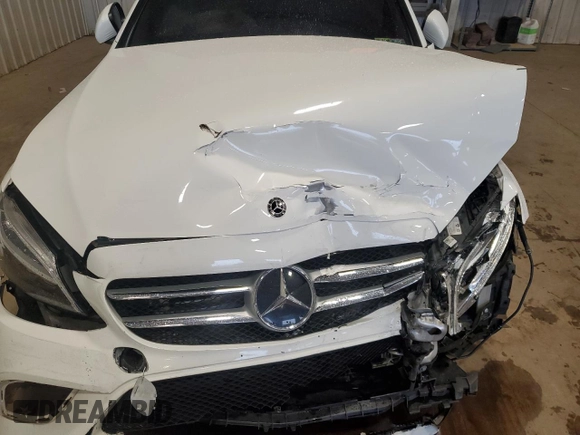 2019 Mercedes-Benz C 300 z VIN WDDWF8EB2KR483254, wystawiony jako Copart lot #56317625 z przebiegiem Nie podano mil oraz Szkoda całkowita • Salvage title. Historia ofert i sprzedaży dostępna na DreamBid. Obrazek 11.