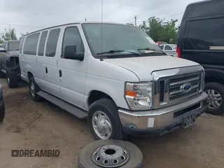 2014 Ford Econoline Passenger XL z VIN 1FBSS3BL8EDA89879, wystawiony jako IAAI lot #41755340 z przebiegiem 37 066 mil mil oraz . Historia ofert i sprzedaży dostępna na DreamBid. Obrazek 1.