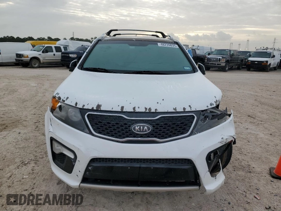 2012 Kia Sorento SX with VIN 5XYKW4A21CG303835, listed as a Copart auction lot 48239835 with 335,934 mi miles and Salvage Title. Bid and sale history available at carsss.com. Image 5.