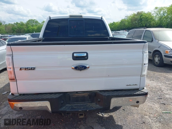 2013 Ford F-150 XL with VIN 1FTFW1CF2DFC17194, listed as a IAAI auction lot 42104978 with 257,406 mi miles. Bid and sale history available at carsss.com. Image 16.