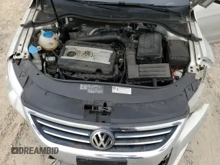 2011 Volkswagen CC Lux Plus with VIN WVWHP7AN1BE717742, listed as a Copart auction lot 70989104 with 110,709 mi miles and Salvage Title. Bid and sale history available at carsss.com. Image 12.
