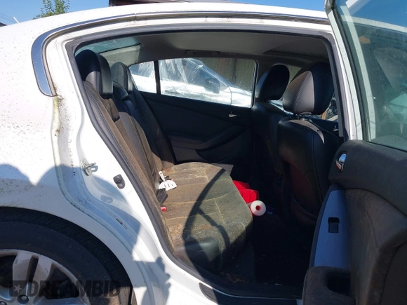 2011 Nissan Altima SR with VIN 1N4BL2AP4BN496570, listed as a IAAI auction lot 42687045 with 138,866 mi miles and . Bid and sale history available at DreamBid. Image 8.