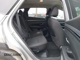 2022 Hyundai Tucson SEL z VIN 5NMJB3AE4NH092795, wystawiony jako IAAI lot #41945158 z przebiegiem 40 441 mil mil oraz . Historia ofert i sprzedaży dostępna na DreamBid. Obrazek 8.