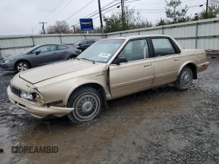 1994 Oldsmobile Cutlass Ciera S z VIN 1G3AG55M0R6376703, wystawiony jako Copart lot #81943994 z przebiegiem 107 168 mil mil oraz Szkody całkowita. Historia ofert i sprzedaży dostępna na DreamBid. Obrazek 1.