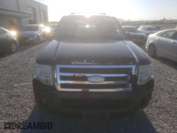 2008 Ford Expedition SSV with VIN 1FMFU16558LA82398, listed as a Copart auction lot 52850425 with 285,095 mi miles and Salvage title. Bid and sale history available at DreamBid. Image 5.