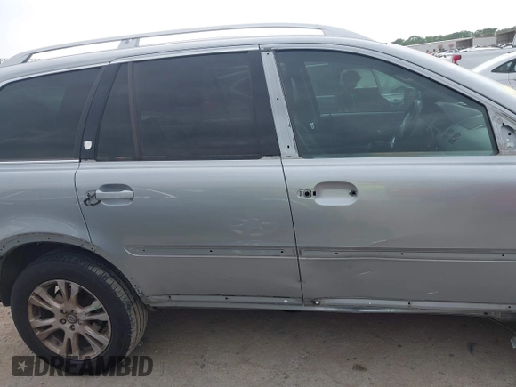 2014 Volvo XC90 с VIN YV4952CY8E1681061, выставлен на аукционе IAAI как лот 42271623 с пробегом 134 456 миль миль и . История ставок и продаж доступна на DreamBid. Изображение 13.