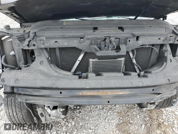 2011 GMC Yukon XL Denali with VIN 1GKS1MEF7BR165394, listed as a Copart auction lot 88813415 with 250,065 mi miles and Salvage Title. Bid and sale history available at carsss.com. Image 13.