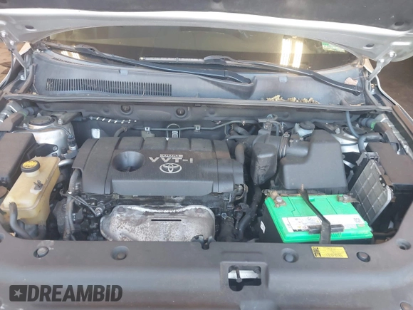 2010 Toyota RAV4 Sport z VIN 2T3RF4DV6AW080727, wystawiony jako IAAI lot #42526299 z przebiegiem Nie podano mil oraz . Historia ofert i sprzedaży dostępna na DreamBid. Obrazek 10.