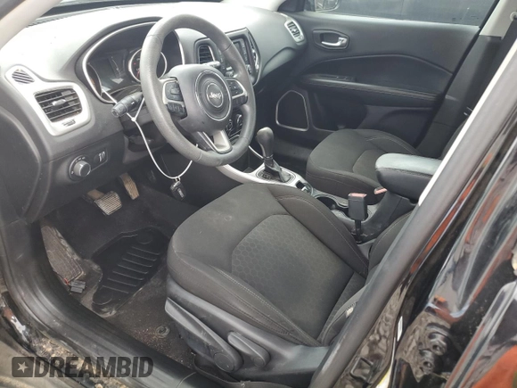 2018 Jeep Compass Sport с VIN 3C4NJCAB5JT335280, выставлен на аукционе Copart как лот 54524935 с пробегом 104 436 миль миль и Списание • Salvage title. История ставок и продаж доступна на DreamBid. Изображение 7.