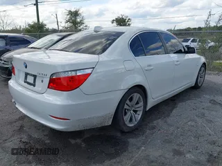 2009 BMW 5 Series 528i with VIN WBANU535X9C119844, listed as a IAAI auction lot 41439620 with 88,533 mi miles and . Bid and sale history available at carsss.com. Image 4.