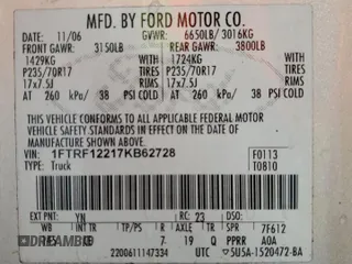 2007 Ford F-150 XL with VIN 1FTRF12217KB62728, listed as a Copart auction lot 63250975 with 225,124 mi miles and Salvage title. Bid and sale history available at DreamBid. Image 13.