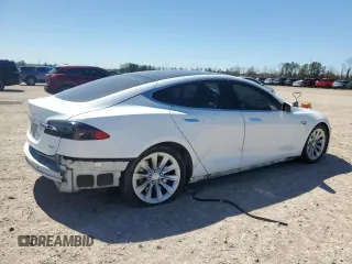 2016 Tesla Model S 90D with VIN 5YJSA1E21GF150460, listed as a Copart auction lot 48160495 with 84,761 mi miles and Salvage Title. Bid and sale history available at DreamBid. Image 3.