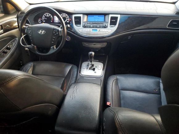 2012 Hyundai Genesis 3.8L with VIN KMHGC4DD6CU177235, listed as a Copart auction lot 71624084 with 190,697 mi miles and Clean Title. Bid and sale history available at carsss.com. Image 8.