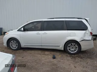 2016 Toyota Sienna XLE with VIN 5TDYK3DC2GS726677, listed as a IAAI auction lot 41609165 with 144,858 mi miles. Bid and sale history available at carsss.com. Image 14.