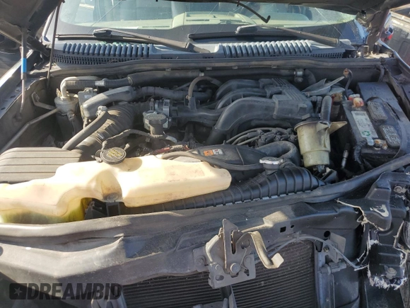 2007 Ford Explorer XLT z VIN 1FMEU63E47UB46713, wystawiony jako Copart lot #61844135 z przebiegiem Nie podano mil oraz Szkoda całkowita • Salvage title. Historia ofert i sprzedaży dostępna na DreamBid. Obrazek 12.