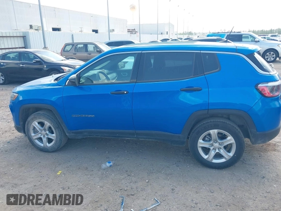 2023 Jeep Compass Sport with VIN 3C4NJDAN1PT509922, listed as a IAAI auction lot 42327048 with 26,598 mi miles and . Bid and sale history available at DreamBid. Image 14.