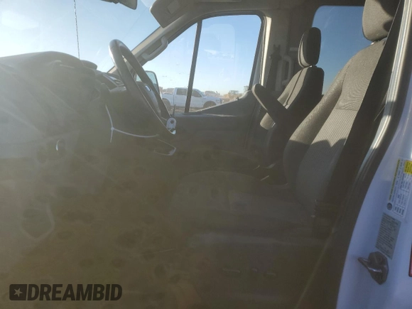 2016 Ford Transit XL с VIN 1FDZK1CM9GKA45163, выставлен на аукционе Copart как лот 88739595 с пробегом 83 205 миль миль и На запчасти • Non repairable. История ставок и продаж доступна на DreamBid. Изображение 7.